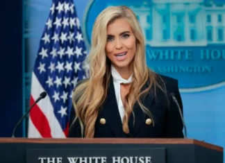 Katie Zacharia, White House Press Secretary, Naghali na sa Pwesto
