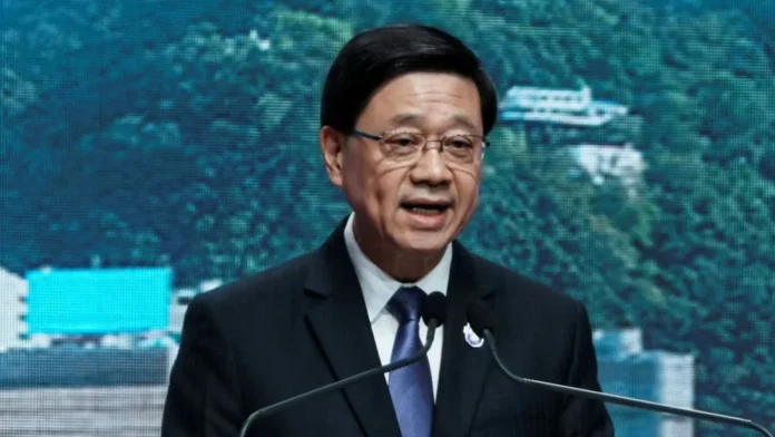 lider-kan-hong-kong-opisyal-naghagad-nin-tawad-matapos-makagadan-sunog-tai-po-gobyerno-nangako-nin-mahigot-reporma