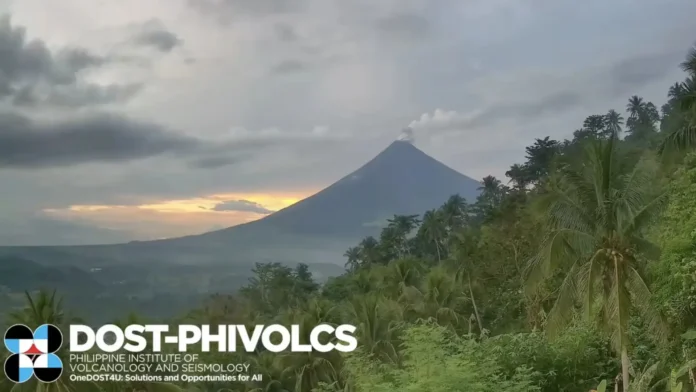ocd-nagpatanid-nin-posibleng-ashfall-matapos-magluwas-bulkang-mayon-nin-abo