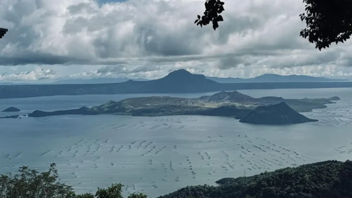 phivolcs-duwang-phreatic-eruption-asin-paglangkaw-kan-seismic-activity-nairehistro-taal