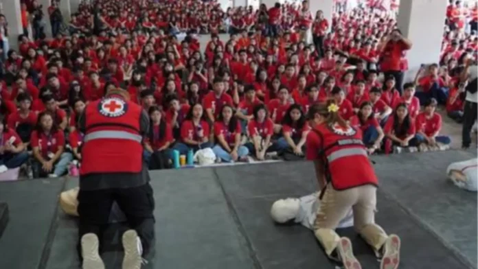 red-cross-camarines-sur-igwa-nin-labi-100-volunteers-ngonian-taon-rc143-ipinaliwanag
