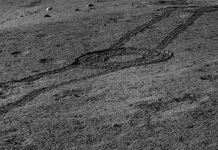 India, planong maglunsad uli ng mission sa buwan MOONS SURFACE