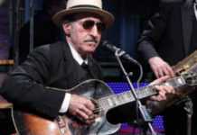 Singer Leon Redbone pumanaw na, 69 Leon Redbone