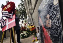 A decade after: Mga fans ni Michael Jackson, emosyunal pa rin sa paggunita sa 10th death anniv ng King of Pop Michael Jackson 10th death anniv