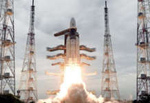 Lunar mission ng India matagumpay na inilunsad CHANDRAYAAN 2