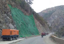 Kennon Road, muling isinara dahil sa mga pagguho ng lupa Kennon Road Baguio