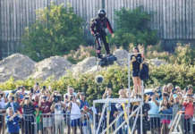 French inventor tagumpay na natawid ang English Channel gamit ang flying hoverboard Franky Zapata