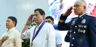 cropped Duterte salutes Ano Albayalde