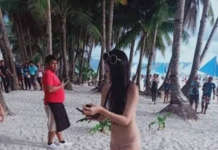 Turistang halos hubo’t hubad na sa suot na bikini strip, agaw atensyon sa Boracay Viral tourist 3