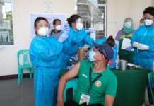 Pag-amin ng top health official ng China ukol sa vaccine efficacy, umani nang kontrobersiya NTF PARANAQUE AZ VACCINE