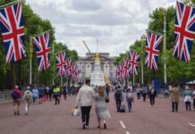 Mga Pinoy sa UK, nakisaya sa Platinum Jubilee celebrations ni Queen Elizabeth UK London queen elizabeth