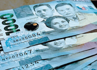 Palasyo pinag-aaralan ang dagdag na hakbang para maibsan ang epekto ng paghina ng Piso Peso currency 2