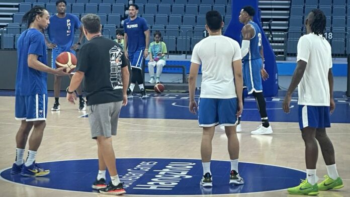 Gilas, pinaghahandaan na ang magiging laban kontra Jordan mamayang gabi ...
