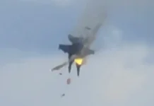 2 US fighter jets, nagbanggaan sa ere habang nagsasagawa ng aerial exhibition