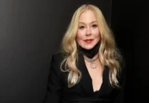 Aktres Christina Applegate ibinunyag na na-misdiagnosed siya ng kaniyang sakit