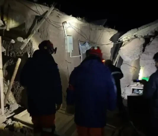 Magnitude-7 na lindol sa China, ikinasawi ng 16 indibidwal