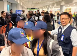 DMW at OWWA, naghatid ng tulong sa 34 repatriated OFWs
