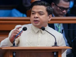 Ridon kinuwestyon ang PNP sa magkaibang pagpapatupad ng warrant laban sa mamamahayag at VP Sara