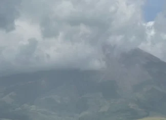 Mt. Mayon, nagkaroon ng moderately explosive eruption