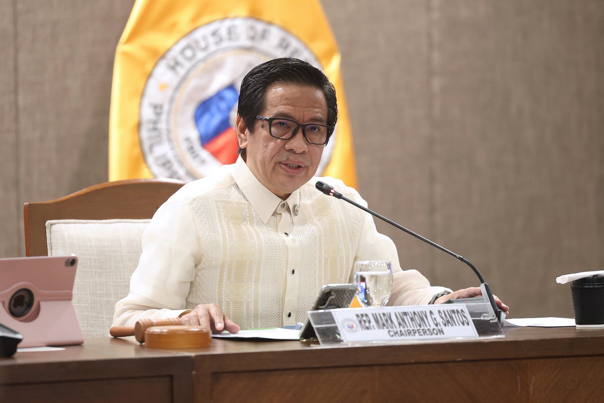 Rep. Santos, pinatutukan ang departure alerts sa Laos drug probe