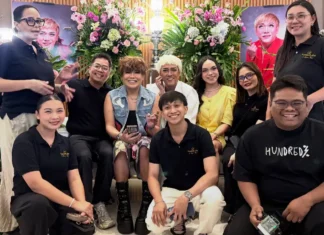 Komedyante nga si Ate Gay, nagpatigayon sang “living funeral” agud mahibaluan ang mensahe sang pagpalangga halin sa iya mga abyan