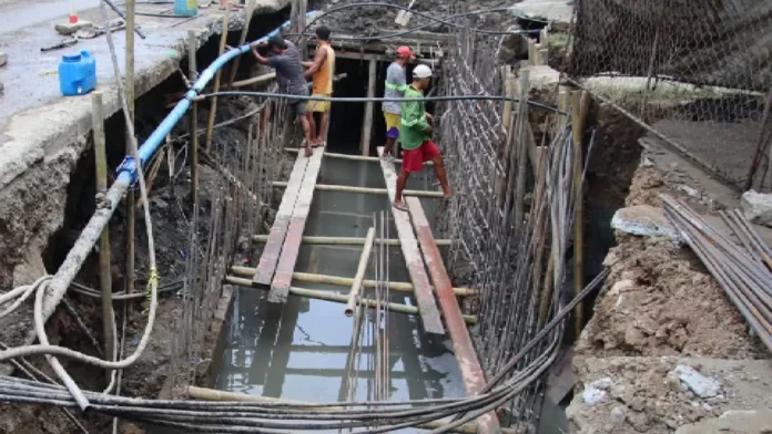 DRAINAGE