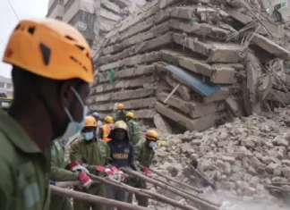 Pito ka mga indibidwal, nagapabilin nga missing matapos nag-collapse ang building sa Kenya