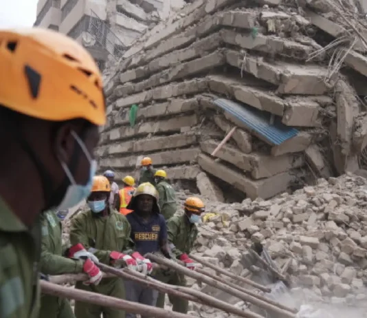 Pito ka mga indibidwal, nagapabilin nga missing matapos nag-collapse ang building sa Kenya