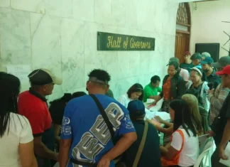1,075 ka mangingisda sa Capiz, nakabaton na sang bulig pinansyal sa idalum sang Presidential Assistance for Farmers and Fisherfolk Program