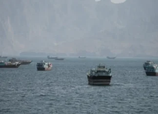 Apat ka oil tankers, nasunog kag naglupok sa Strait of Hormuz – Iran