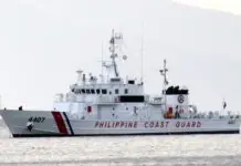 2 barko ng PCG, idineploy sa Bajo de Masinloc para protektahan ang mangingisdang Pilipino
