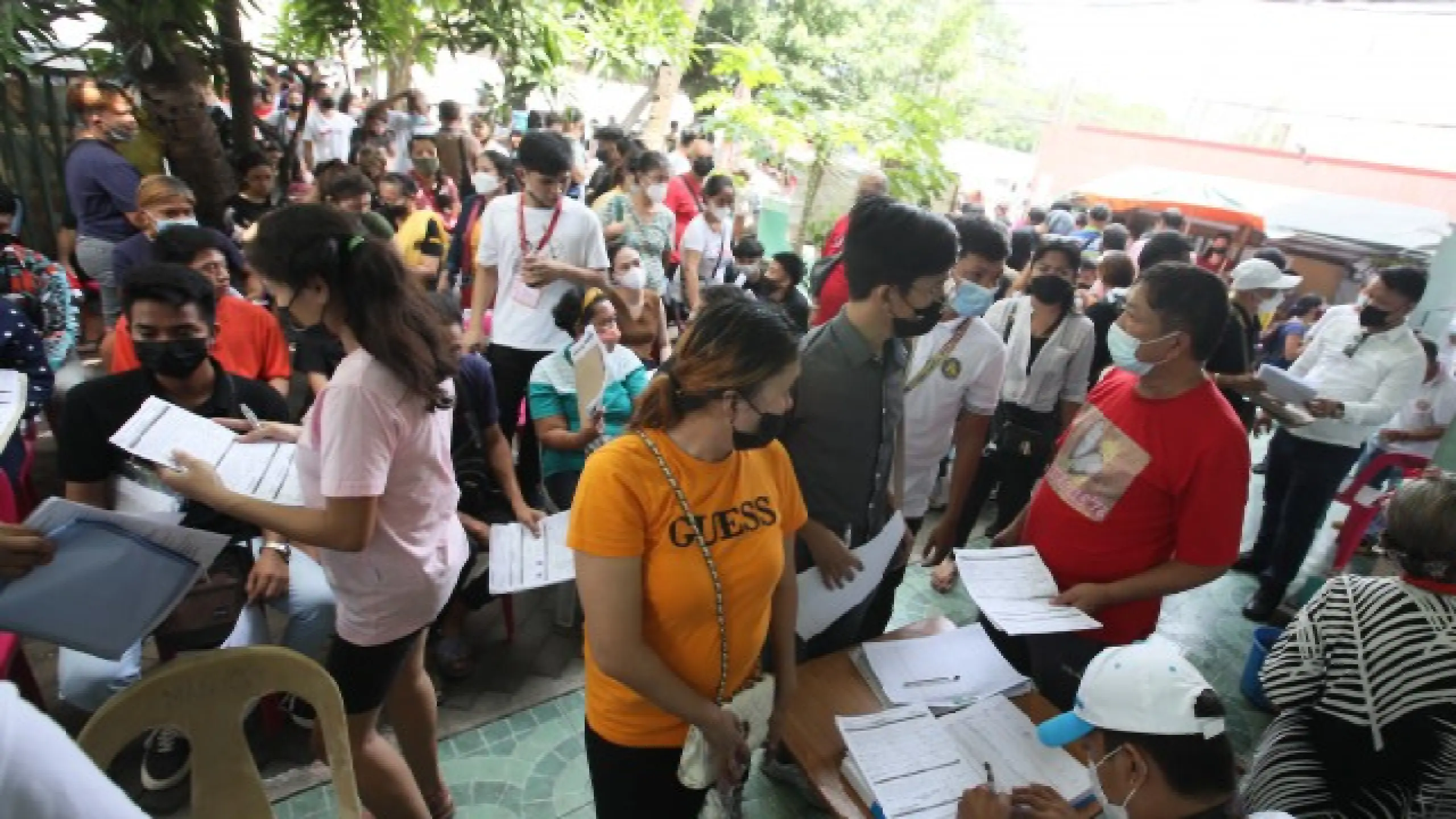 Comelec, magpapatupad ng maagang oras ng pagboto para sa vulnerable ...