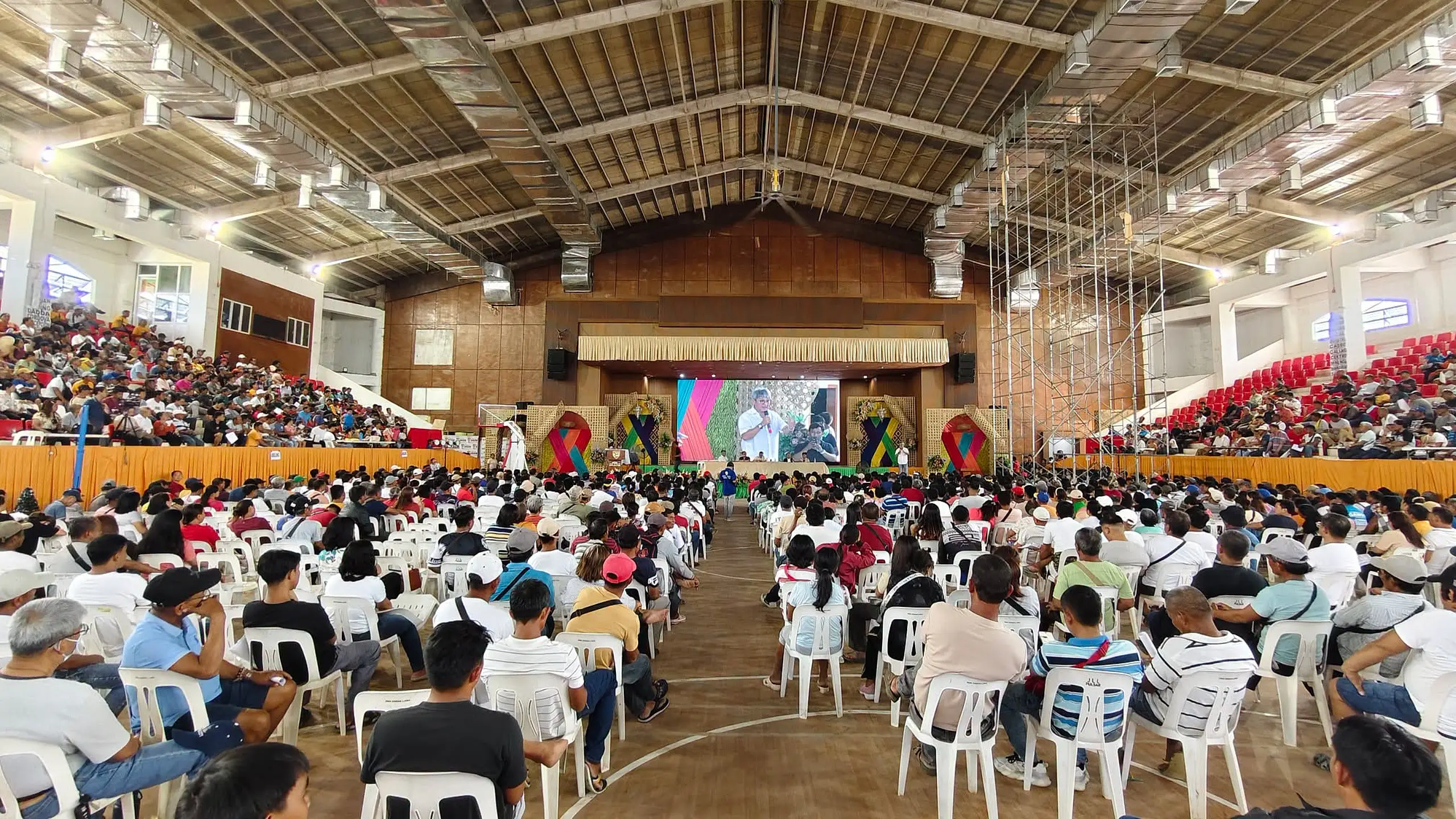 2,224 RICE FARMERS SA IKATLONG DISTRITO NG CAGAYAN, NAKATANGGAP NG TULONG PINANSIYAL