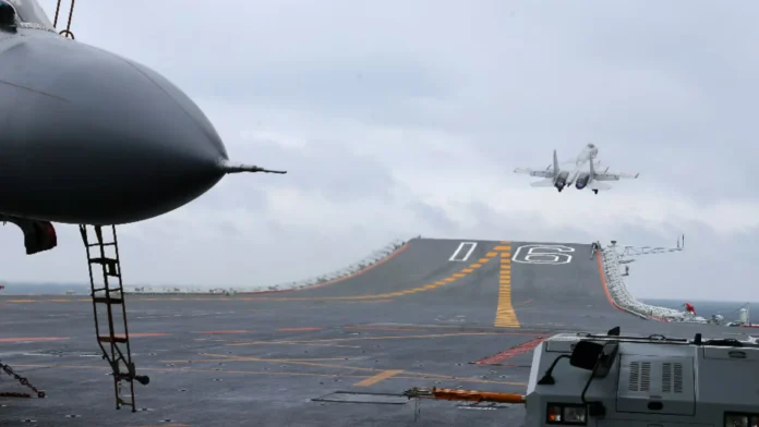 AFP__nilinaw_na_walang_dapat_ikabahala_sa_pagdaan_ng_Chinese_aircraft_carrier_sa_Mindanao