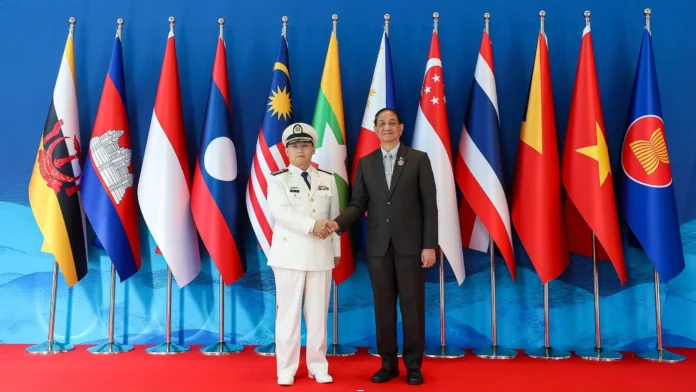 China__inakusahan_ang_Pilipinas_ng_paglalagay_ng_hadlang_sa_paglahok_nito_sa_ASEAN_meeting