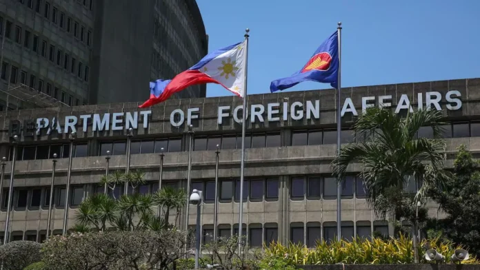 DFA__pinuna_ang_Chinese_Embassy_sa_umano___y____undiplomatic____na_mga_pahayag_online