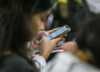 DepEd at Meta, hinimok ang mga magulang na bantayan ang paggamit ng social media ng mga bata