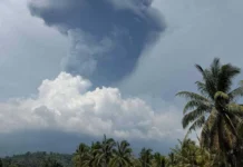 Kanlaon Volcano, nagbuga ng abo sa gitna ng Alert Level 2
