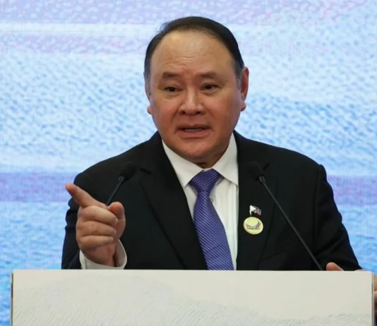 Mas mataas pa sa pagiging magalang ang pagtanggap ng undersecretary sa Chinese defense attaché — Teodoro