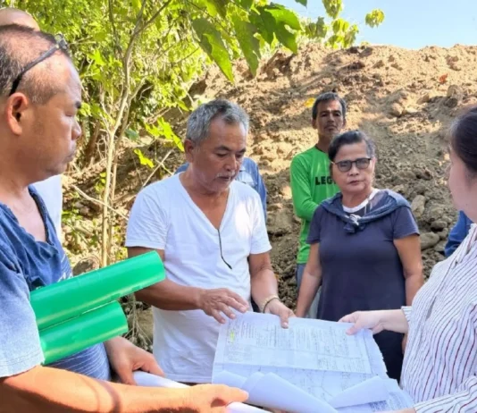 Mga magsasaka sa Nueva Ecija, nagreklamo sa baradong daan malapit sa MTerra Solar project
