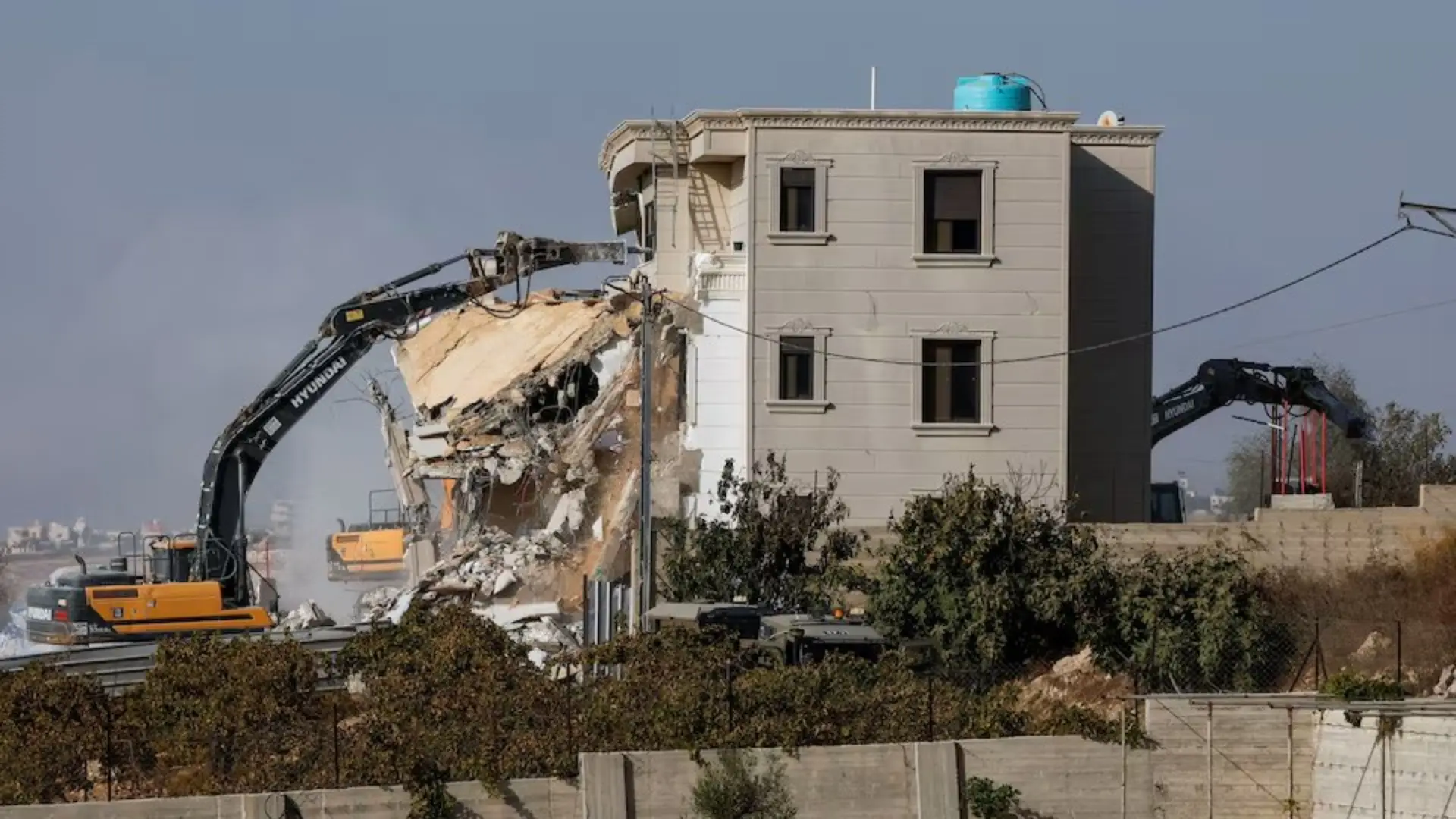 Israel, giniba ang ilang gusaling Palestino sa West Bank kasunod ng pagkamatay ng 2 sundalong Israeli