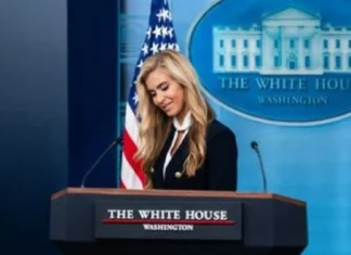 White House press secretary, sinibak matapos ang limang araw sa puwesto