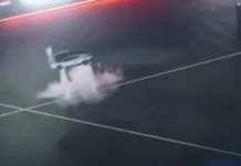 Tesla ipinakita ang bagong Roadster na may rocket-style thrusters