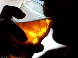 Nasurok 27K a natay gapu ti panaginom iti arak, gappuanan ti panangpainget ti alcohol control measures