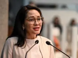 Sen. Hontiveros, nangipila ti resolution tapno ideklarar a persona non grata ti Chinese envoy