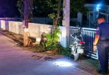 Pannakaidungpar ti motorsiklo iti maysa a poste iti ili ti Caoayan, maysa ti natay