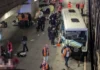 Pannakaidungpar ti bus iti nakasardeng a tren, 19 ti nadunor