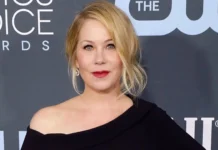 Aktres Christina Applegate, imbutaktakna a na mis-diagnose iti sakit