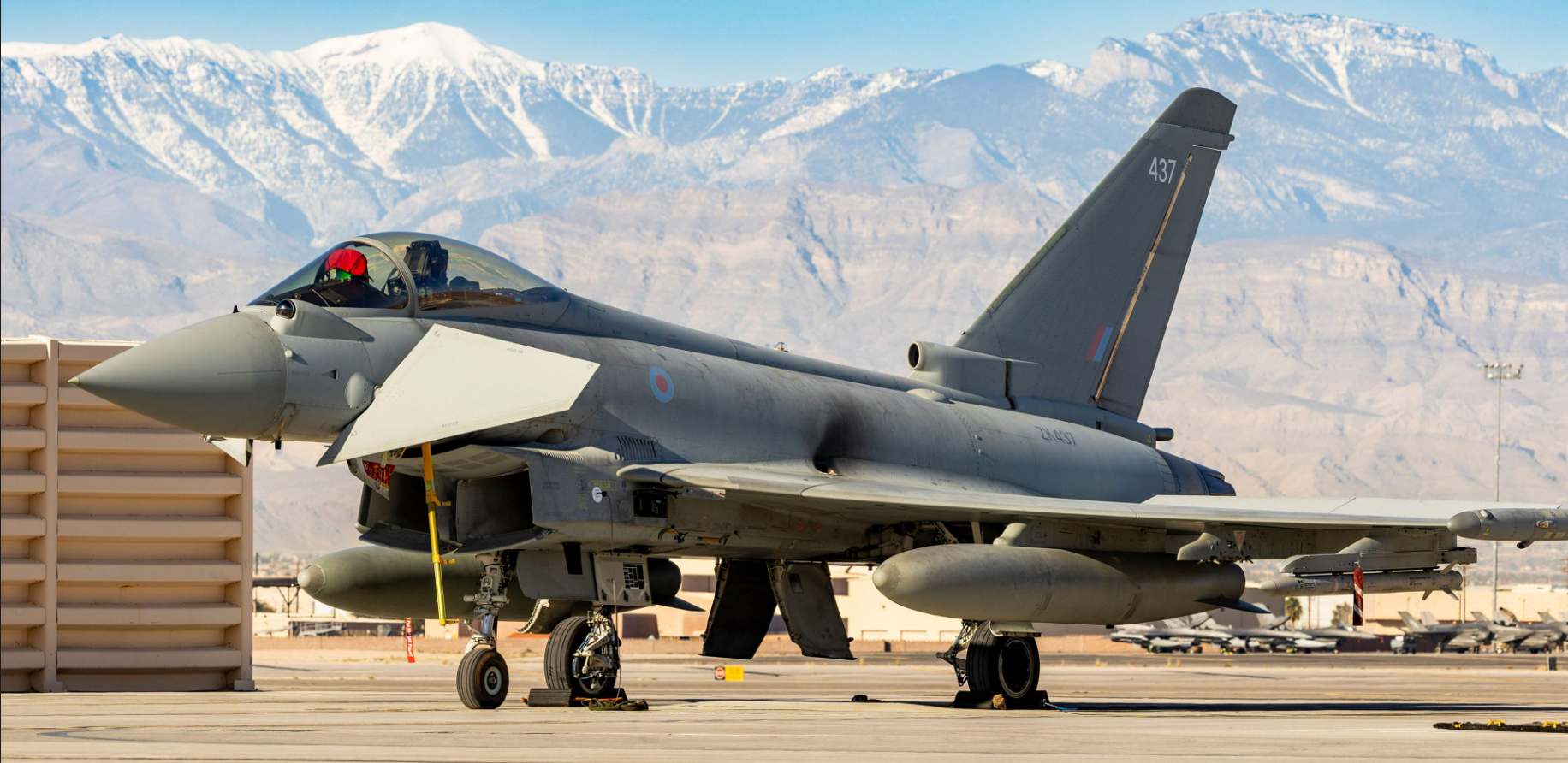 UK agpatayab kadagiti fighter jets idiay Saudi Arabia