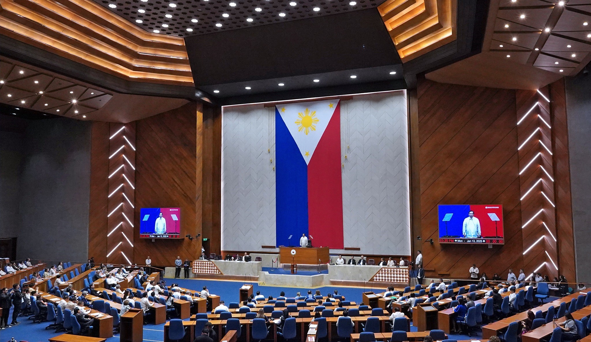 P7.7-B budget proposal para iti 2027, aprubadon ti Kamara